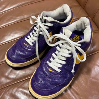 NIKE - ⭐︎ レアNIKE AIR FORCE1 エアフォース 1 レイカーズモデルの