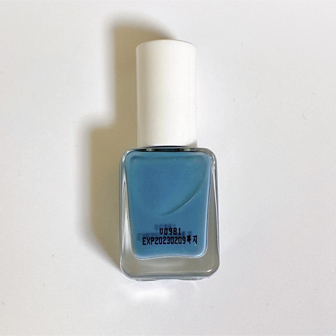 LAKA ネイルカラー September Blue(セプテンバーブルー) コスメ/美容のネイル(マニキュア)の商品写真