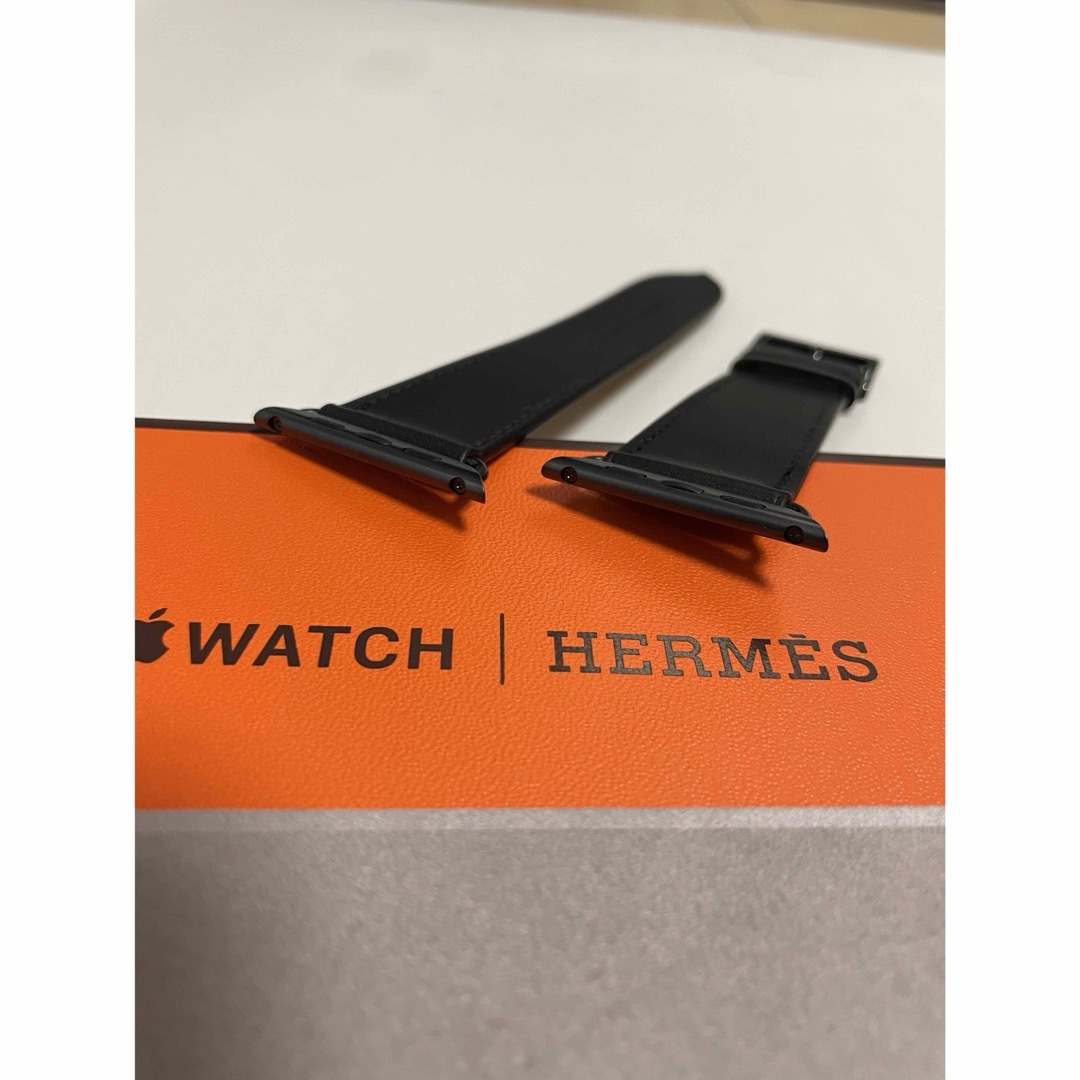 Hermes(エルメス)の新品未使用AppleWatchアップルウォッチ エルメス レザーベルト ブラック メンズの時計(レザーベルト)の商品写真