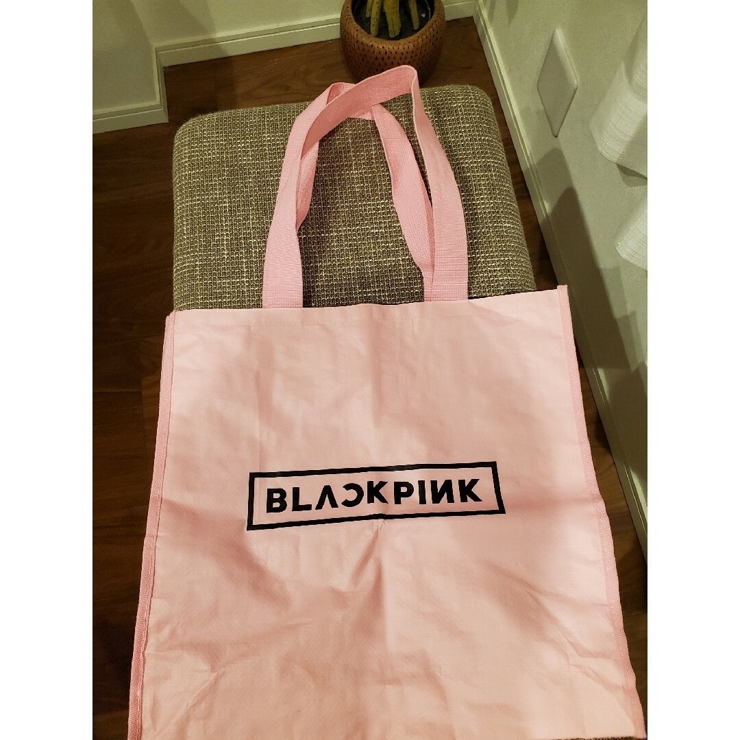 BLACKPINK WORLD TOURグッズ+ブラックピンクペンライト