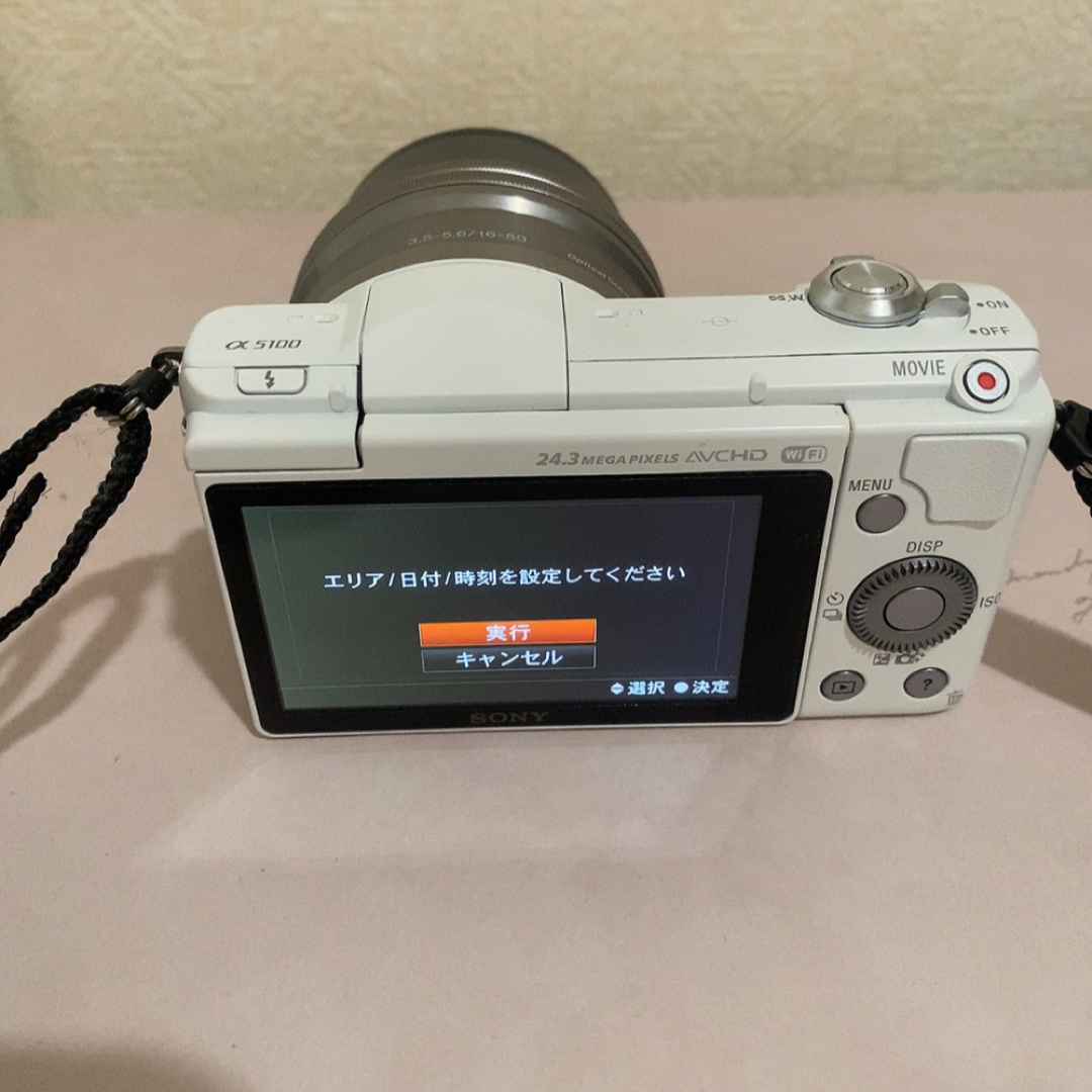 定番の中古商品 SONY ソニー レンズ交換 デジタルカメラ 白 α5100 ILCE