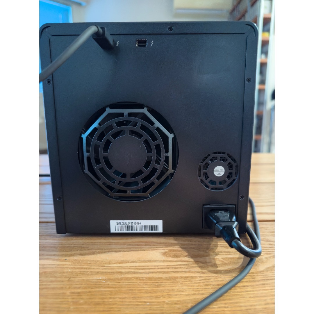 Promise Pegasus2 3TB×4/12TB(東芝製3TB×4)-eastgate.mk