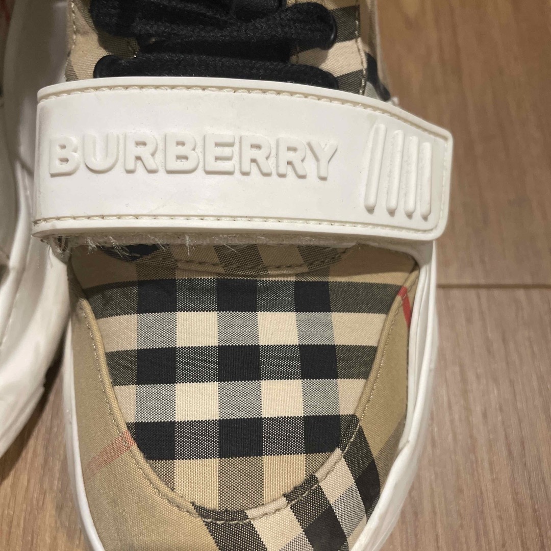 BURBERRY(バーバリー)のBURBERRY バーバリー　ヴィンテージチェックスニーカー　36.5 レディースの靴/シューズ(スニーカー)の商品写真