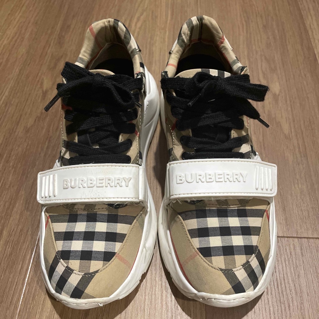 BURBERRY(バーバリー)のBURBERRY バーバリー　ヴィンテージチェックスニーカー　36.5 レディースの靴/シューズ(スニーカー)の商品写真