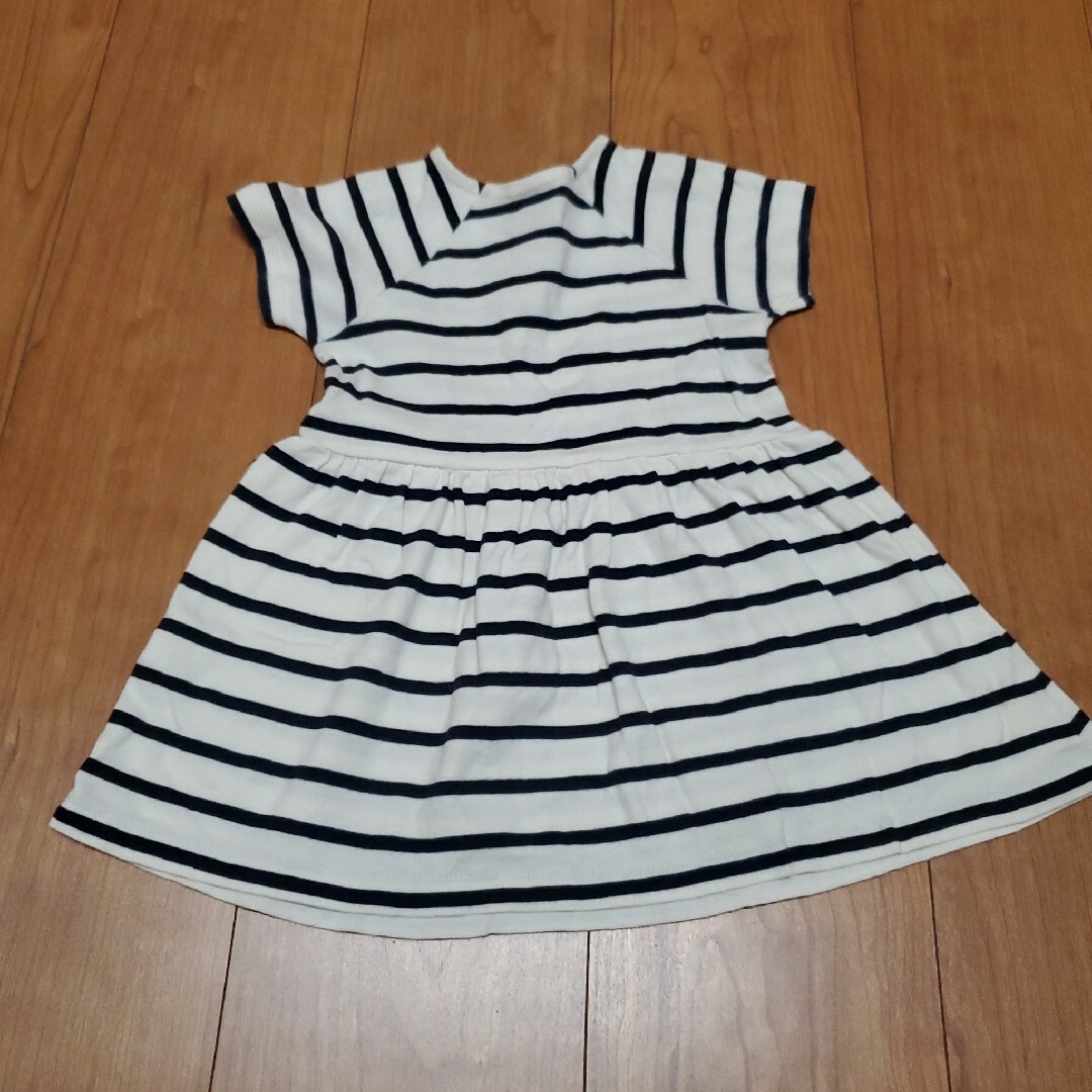 PETIT BATEAU(プチバトー)のプチバトー　ボーダーワンピース12M キッズ/ベビー/マタニティのベビー服(~85cm)(ワンピース)の商品写真