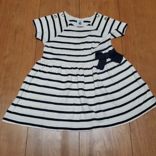 プチバトー(PETIT BATEAU)のプチバトー　ボーダーワンピース12M(ワンピース)