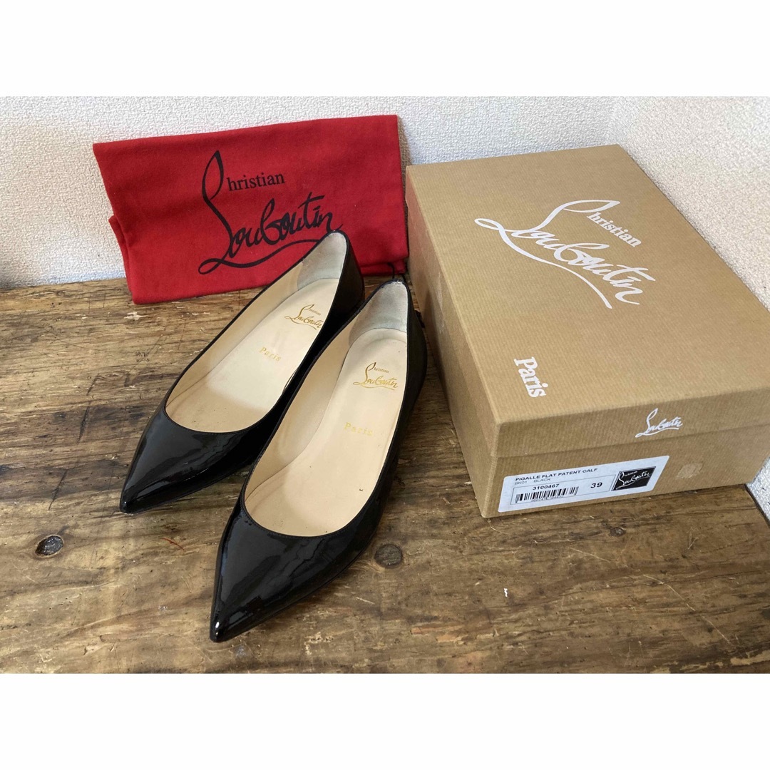 Christian Louboutin フラットパテントカーフ黒39-eastgate.mk