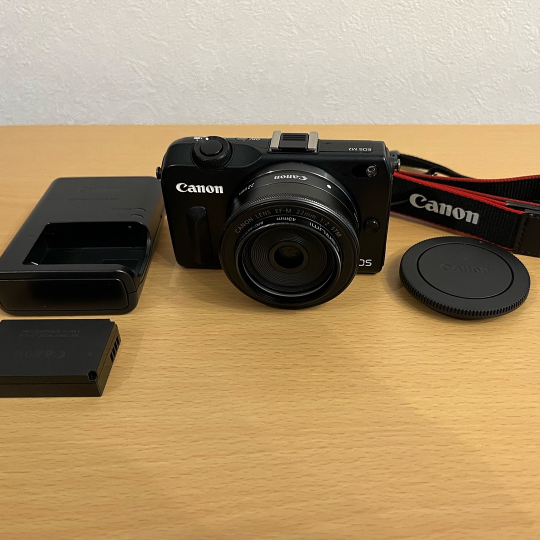 Canon EOS M2 ＋ レンズ(EF-M22mm F2 STM)セット - ミラーレス一眼