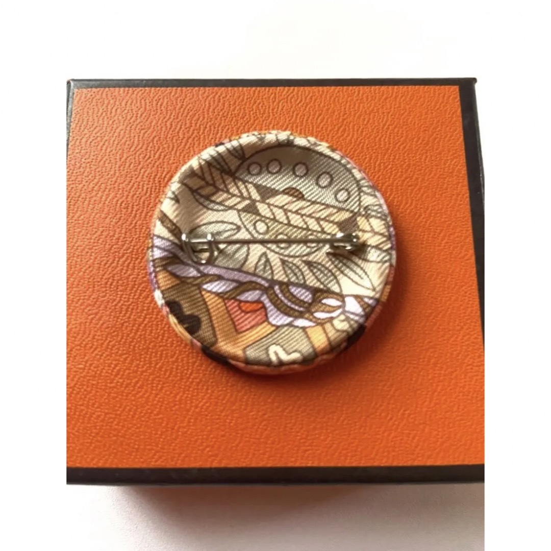 Hermes - エルメス HERMES シルク ピンバッジ ブローチ プティH 限定