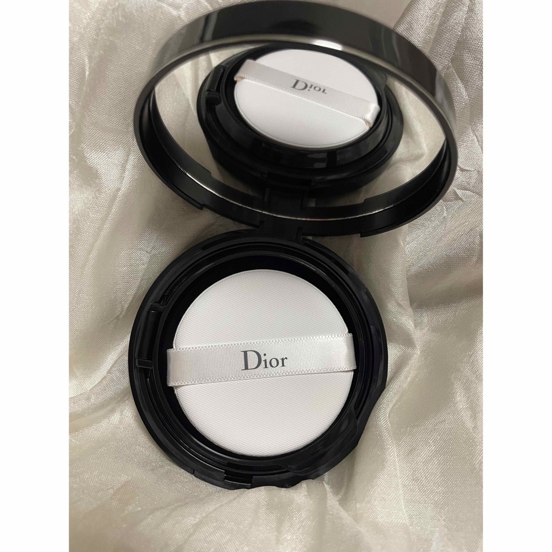 Christian Dior(クリスチャンディオール)の【新品未使用】ディオールスキン フォーエヴァー クッションファンデ 0N コスメ/美容のベースメイク/化粧品(コンシーラー)の商品写真