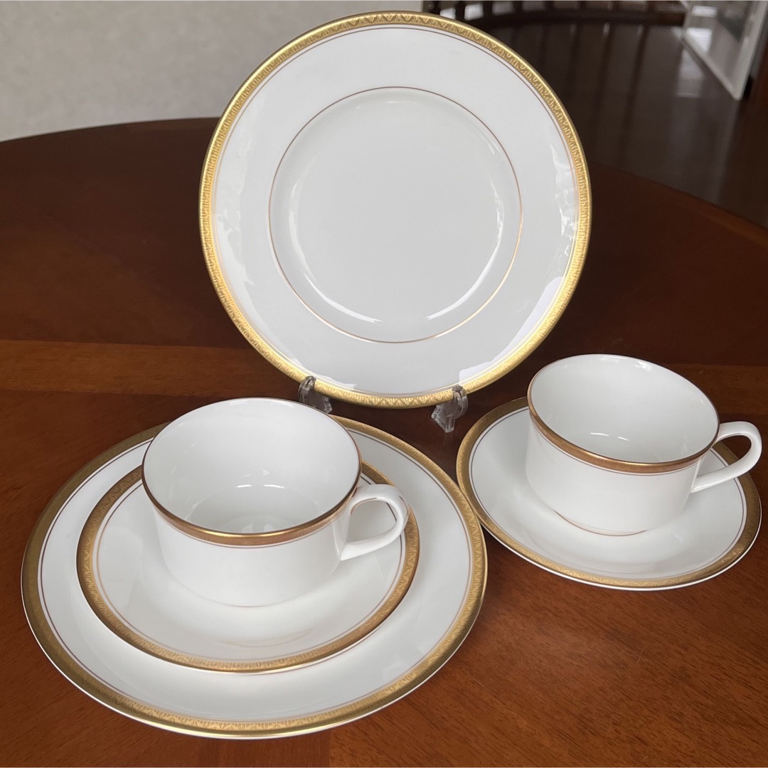 Royal Worcester(ロイヤルウースター)の【未使用美品】ロイヤルウースター★エンパイア★トリオ　ペア インテリア/住まい/日用品のキッチン/食器(食器)の商品写真