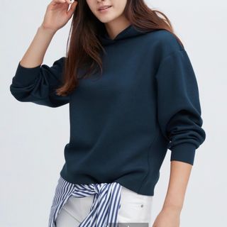 ユニクロ(UNIQLO)のXLサイズ　UNIQLOドライスウェットプルパーカ(パーカー)