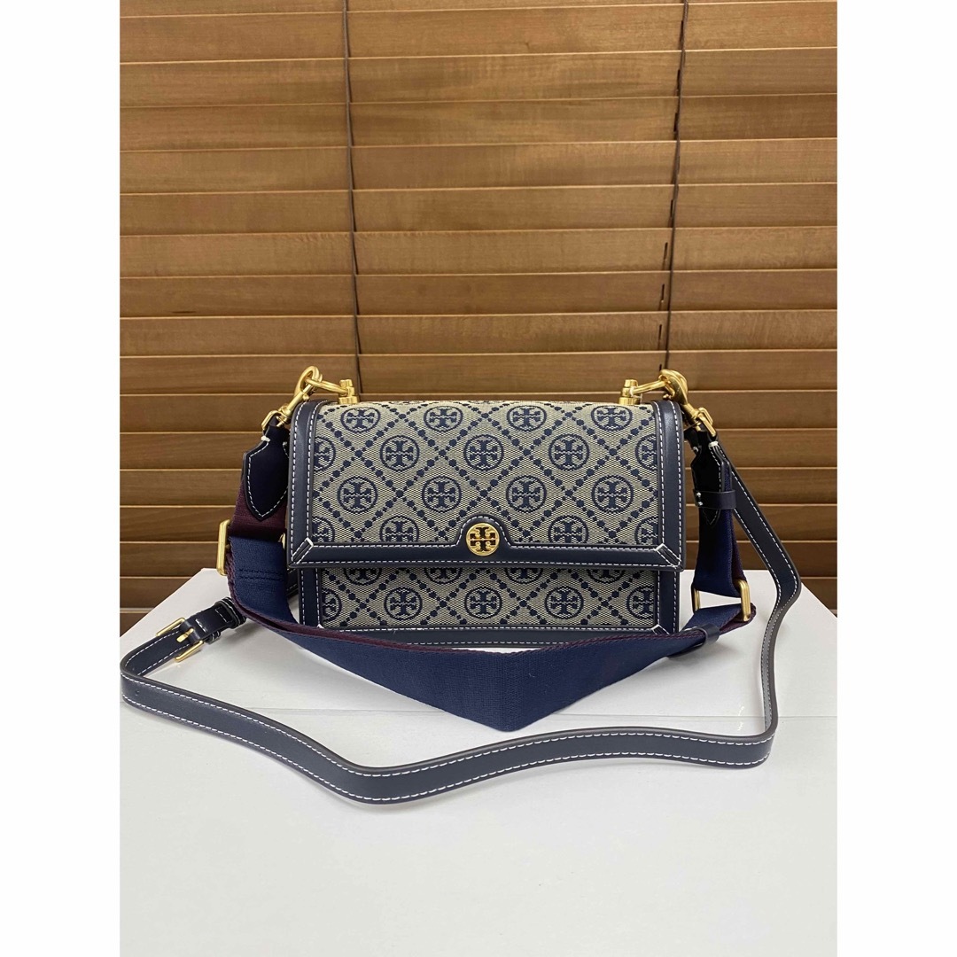 Tory Burch - トリーバーチTモノグラム ショルダーバッグの通販 Tory Burch - トリーバーチTモノグラム ショルダーバッグの通販