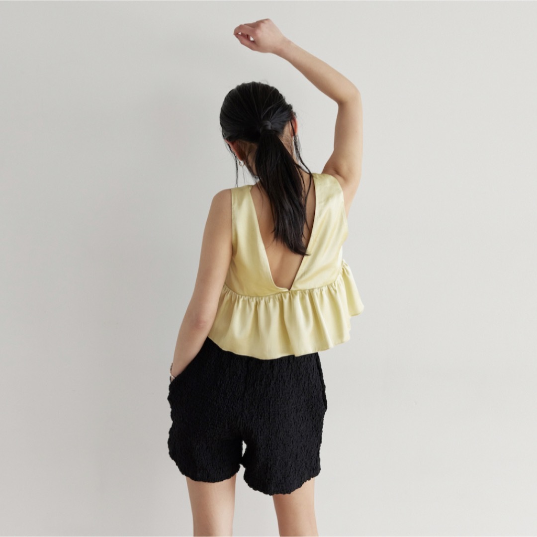 今季完売 searoomlynn パットinサテンフリルビスチェ