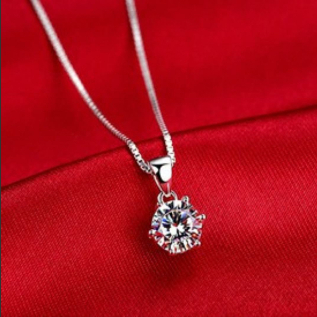 最高級　プラチナ仕上げ　魅惑の輝き　cz ダイヤモンド　ネックレス レディースのアクセサリー(ネックレス)の商品写真