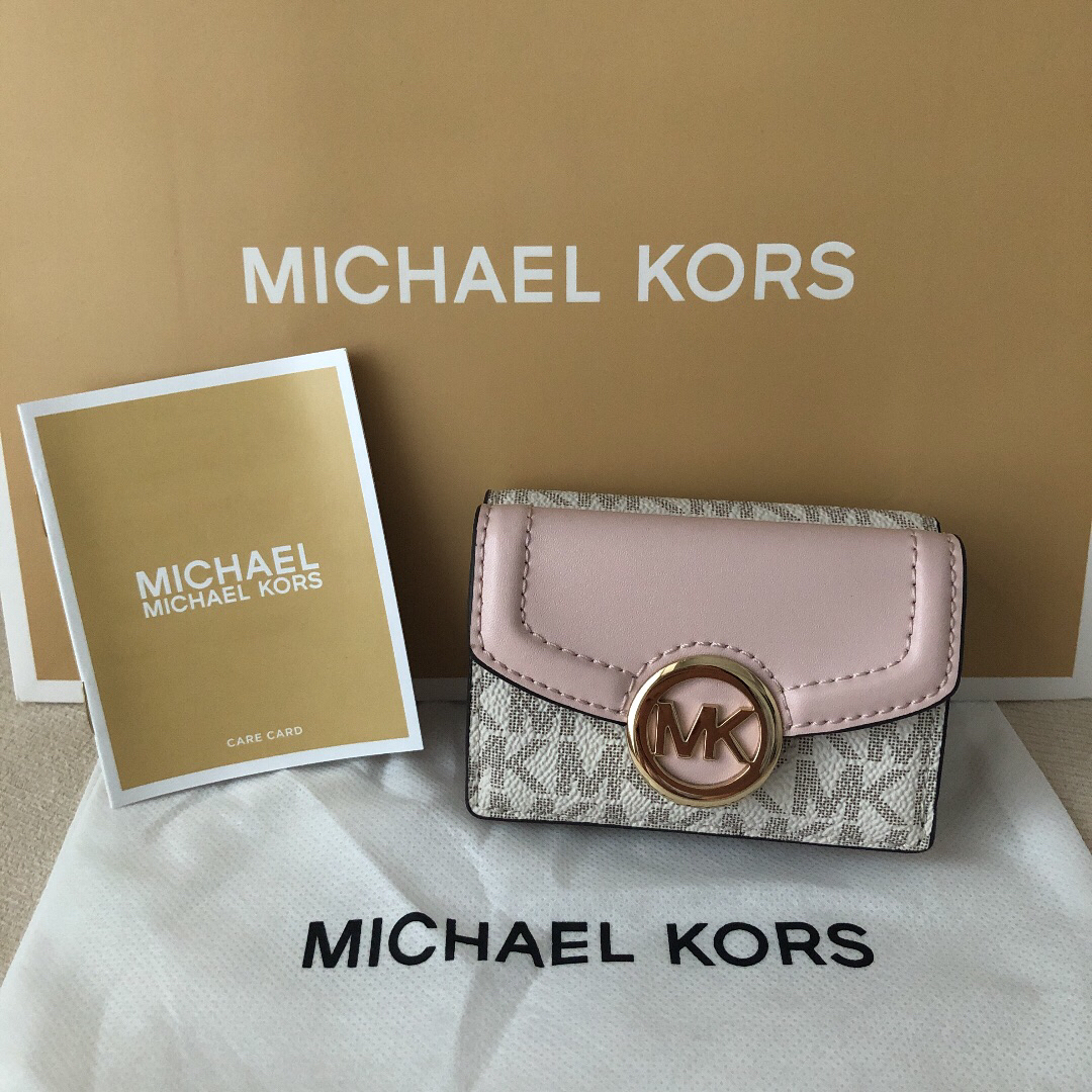 新品 マイケルコース MICHEAL KORS 三つ折り財布 シグネチャーピンク