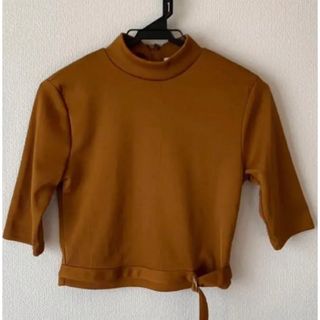 フォーエバートゥエンティーワン(FOREVER 21)の再値下げ★FOREVER21★クロップドトップス ショート丈 短丈 カットソー (カットソー(半袖/袖なし))