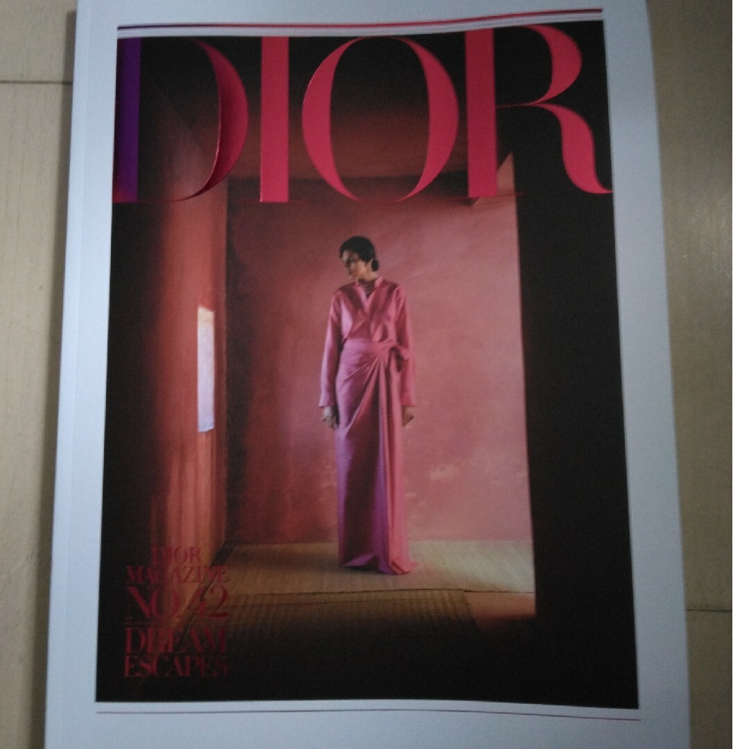 Dior(ディオール)のディオールマガジン№42 エンタメ/ホビーの本(ファッション/美容)の商品写真