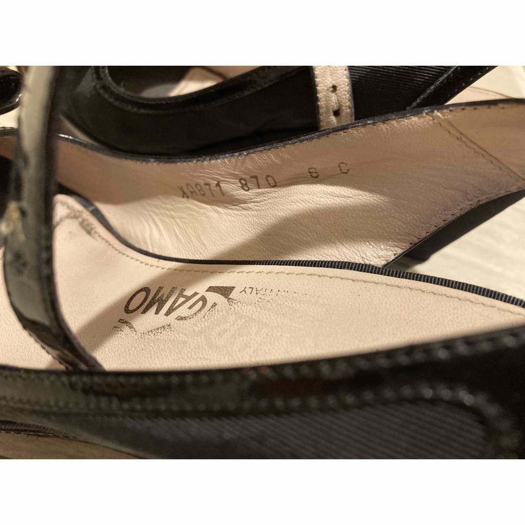 Salvatore Ferragamo(サルヴァトーレフェラガモ)のフェラガモサンダル レディースの靴/シューズ(サンダル)の商品写真