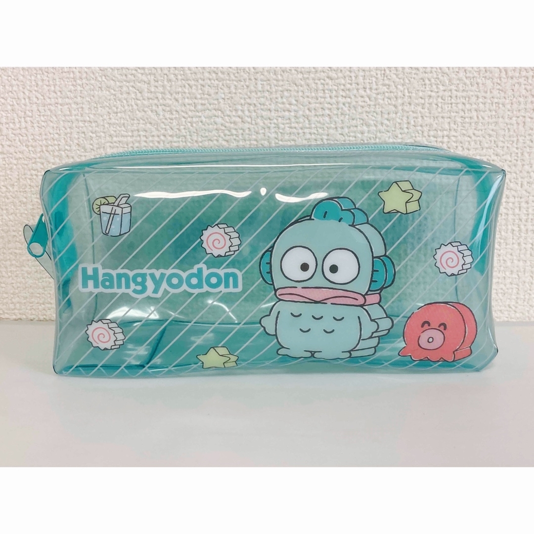 サンリオ ハンギョドン ビニールポーチ ペンケース 小物入れ サンリオの通販 by coco 新品 はぴだんぶい フラットポーチ コスメポーチ ビニールポーチ 小物入れ