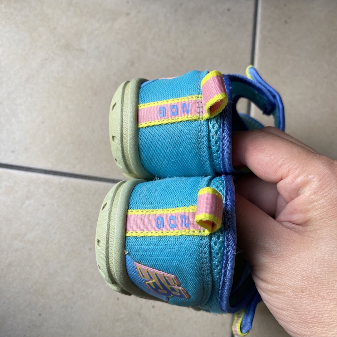 ウォーターシューズ　ニューバランス キッズ/ベビー/マタニティのキッズ靴/シューズ(15cm~)(サンダル)の商品写真
