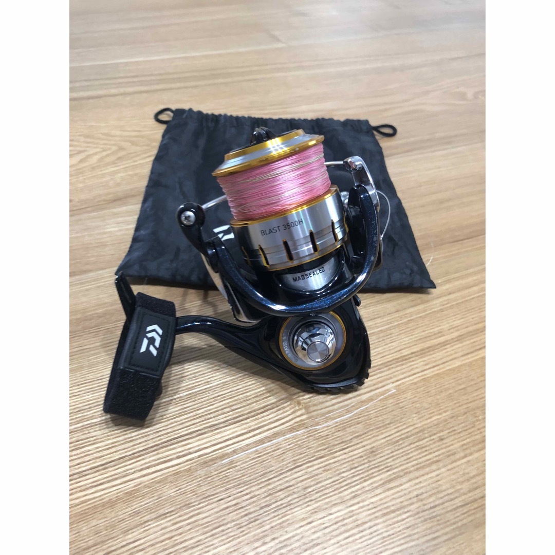 DAIWA(ダイワ)のDaiwa BLAST3500H スポーツ/アウトドアのフィッシング(リール)の商品写真