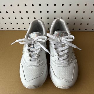 New Balance - ニューバランス997H ホワイト 24㎝の通販｜ラクマ