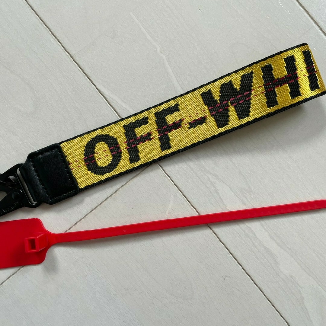 ラスト「大人気」OFF WHITE キーホルダー　キーリング　イエロー メンズのファッション小物(キーホルダー)の商品写真