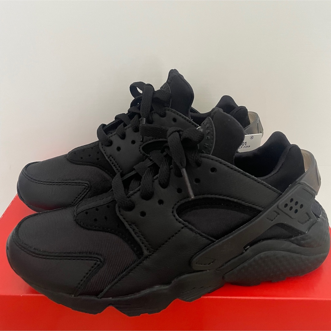 NIKE エアハラチ ブラック 23.5cm w.utulekpropsy.org