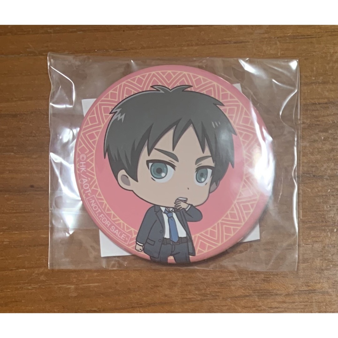 エレン すき家 缶バッジ エンタメ/ホビーのアニメグッズ(バッジ/ピンバッジ)の商品写真