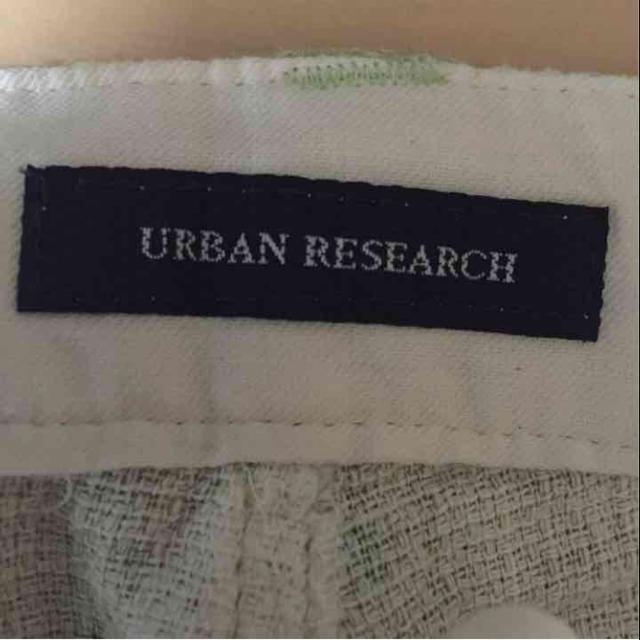 URBAN RESEARCH(アーバンリサーチ)のUrban Research 花柄ハーフパンツ メンズのパンツ(ショートパンツ)の商品写真