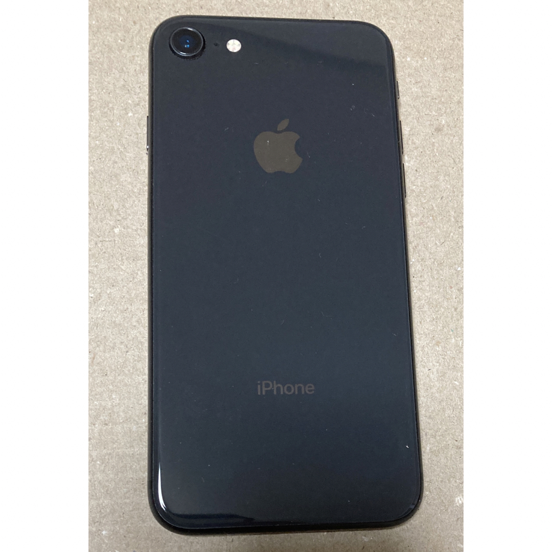 iPhone(アイフォーン)のSIMフリー iPhone8 SpaceGray 64GB スペースグレー　 スマホ/家電/カメラのスマートフォン/携帯電話(スマートフォン本体)の商品写真