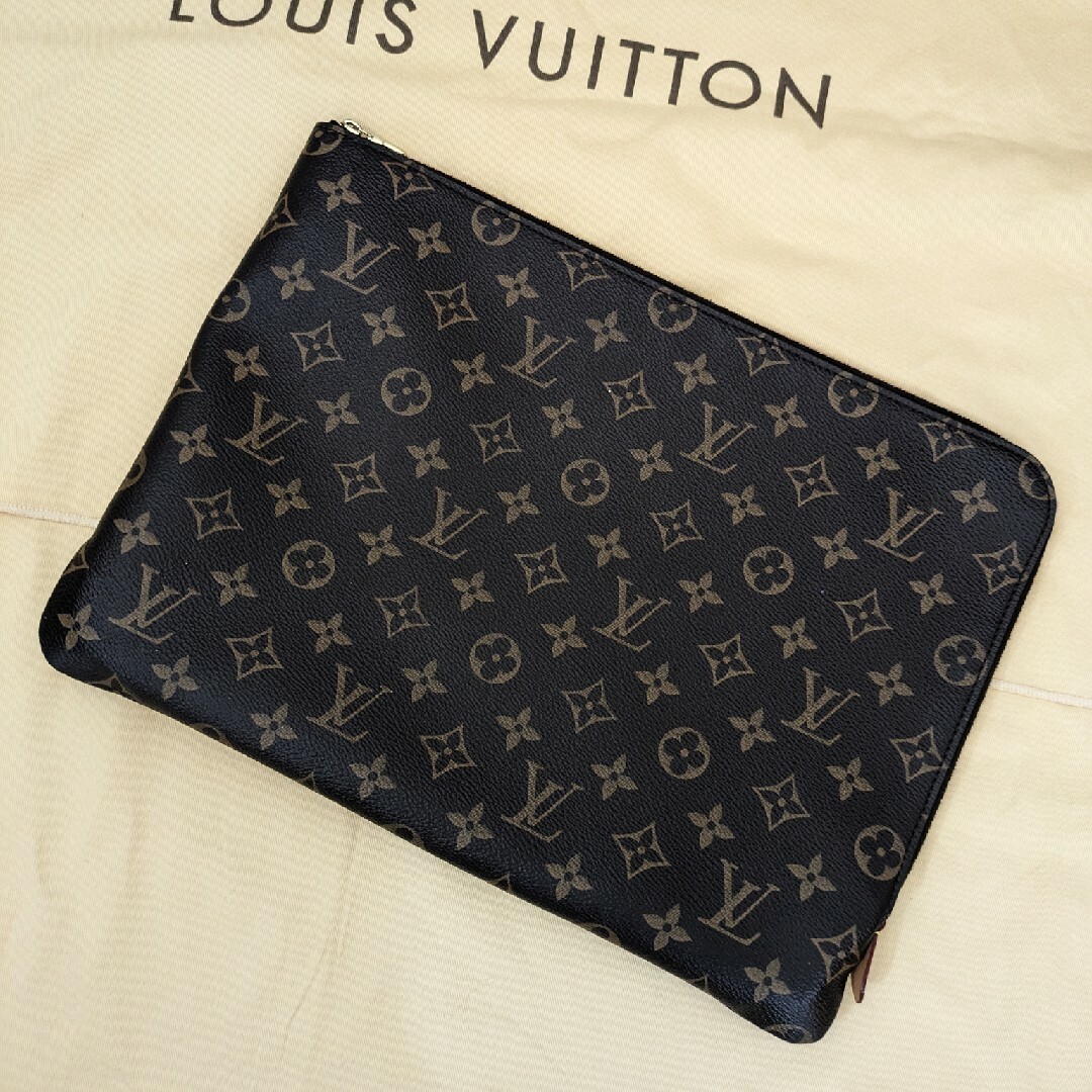 定価の半額以下 LOUIS VUITTON エテュイ・ヴォワヤージュ MM