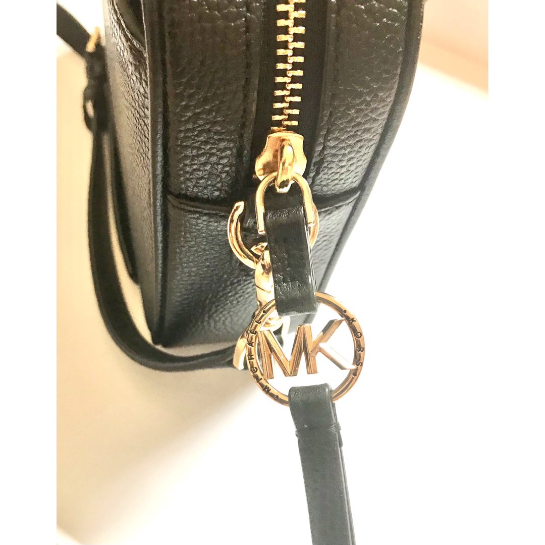 Michael Kors(マイケルコース)の2日間限定値引き！マイケルコース　ショルダーバッグ レディースのバッグ(ショルダーバッグ)の商品写真