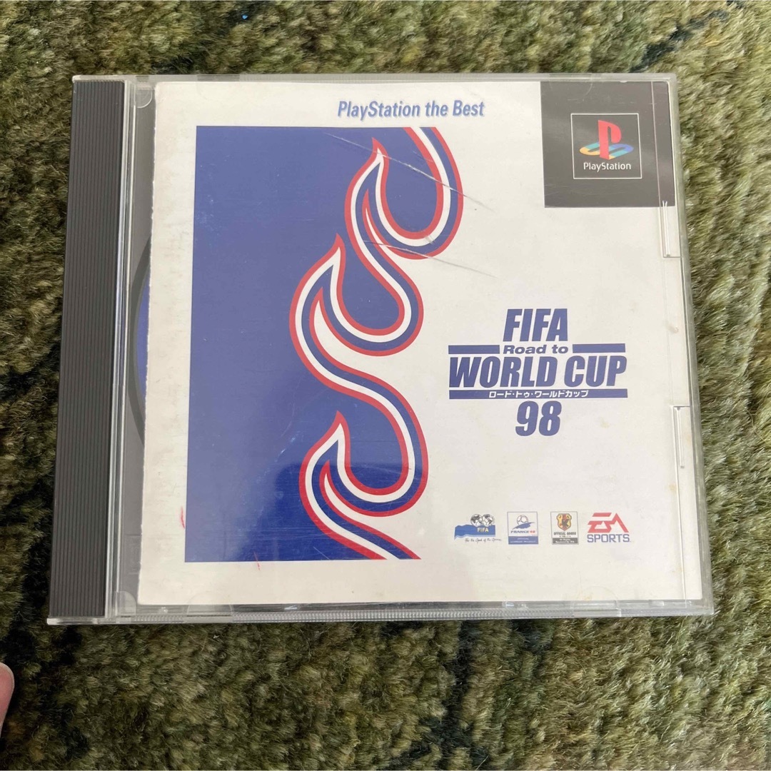 FIFAロード トゥ ワールドカップ’98 エンタメ/ホビーのゲームソフト/ゲーム機本体(家庭用ゲームソフト)の商品写真