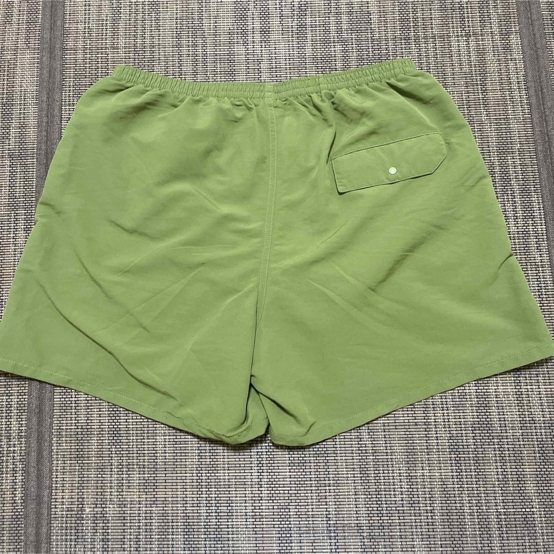 patagonia(パタゴニア)のパタゴニア　バギーズショーツ　5インチ　Mサイズ　グリーン　SPTG メンズのパンツ(ショートパンツ)の商品写真