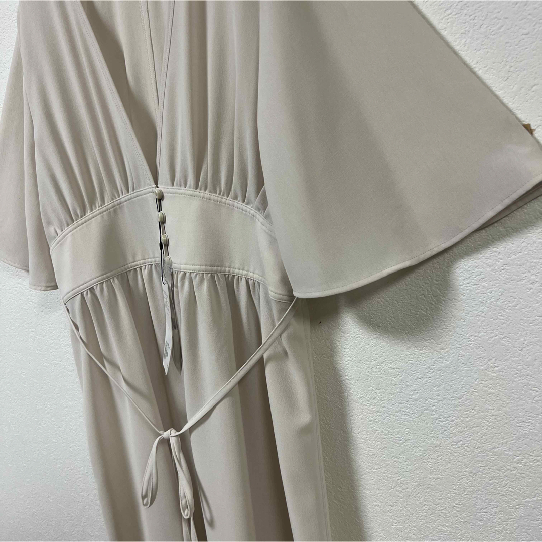 EMMEL REFINES(エメルリファインズ)の1618⭐︎EMMEL REFINES⭐︎羽織⭐︎ワンピース⭐︎新品 レディースのジャケット/アウター(その他)の商品写真
