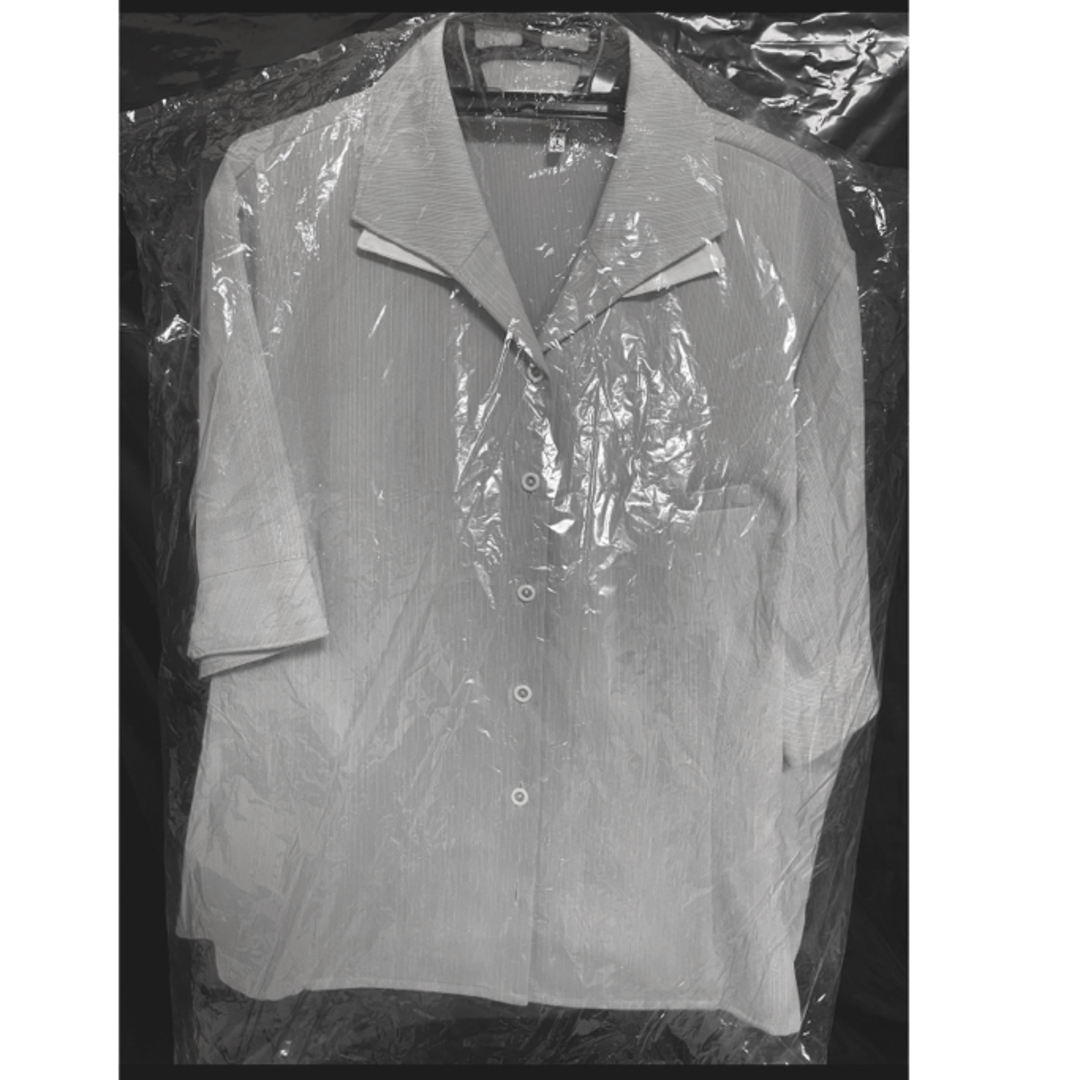 オーバーブラウス　2着セット　事務服　23号　特注　グレー　オーバーシャツ　 レディースのトップス(シャツ/ブラウス(半袖/袖なし))の商品写真