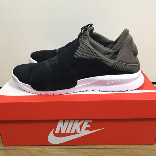 Nike 新品未使用 Nike ベナッシスリッポン 27 Blkの通販 By たま S Shop ナイキならラクマ Nike 新品未使用 Nike ベナッシスリッポン 27 Blkの通販 By たま S Shop ナイキならラクマ