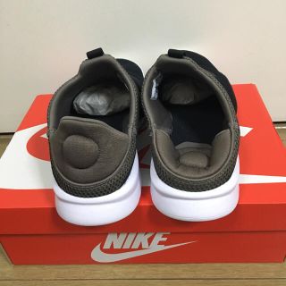 Nike 新品未使用 Nike ベナッシスリッポン 27 Blkの通販 By たま S Shop ナイキならラクマ Nike 新品未使用 Nike ベナッシスリッポン 27 Blkの通販 By たま S Shop ナイキならラクマ