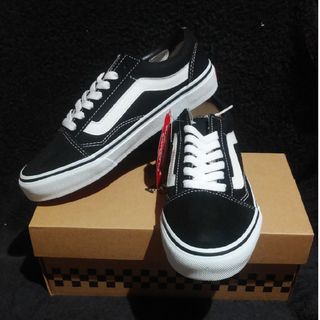 ヴァンズ(VANS)のVANS オールドスクールDX 23.5(スニーカー)