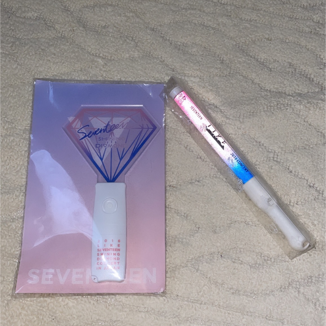 SEVENTEEN ペンライト 2本セットの通販 by 澪's shop｜ラクマ