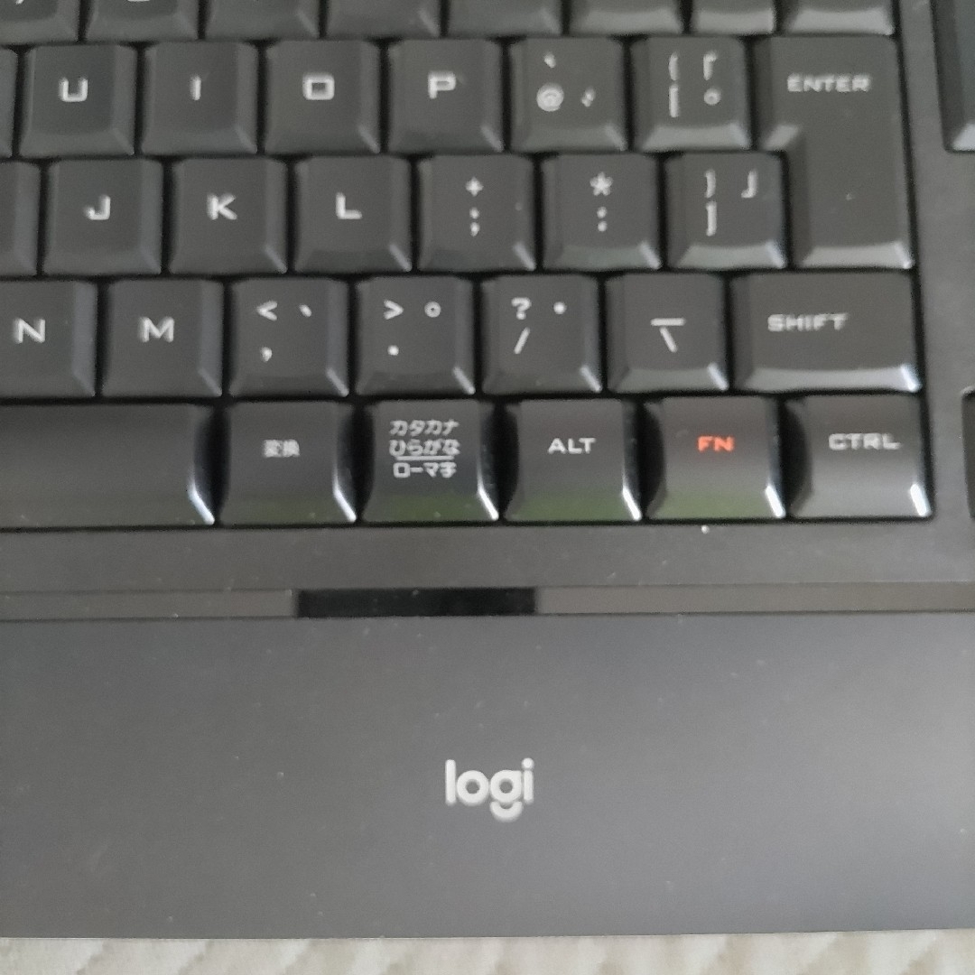 Logicool(ロジクール)の【美品】Logicoolﾛｼﾞｸｰﾙ キーボード K740 スマホ/家電/カメラのPC/タブレット(PCパーツ)の商品写真