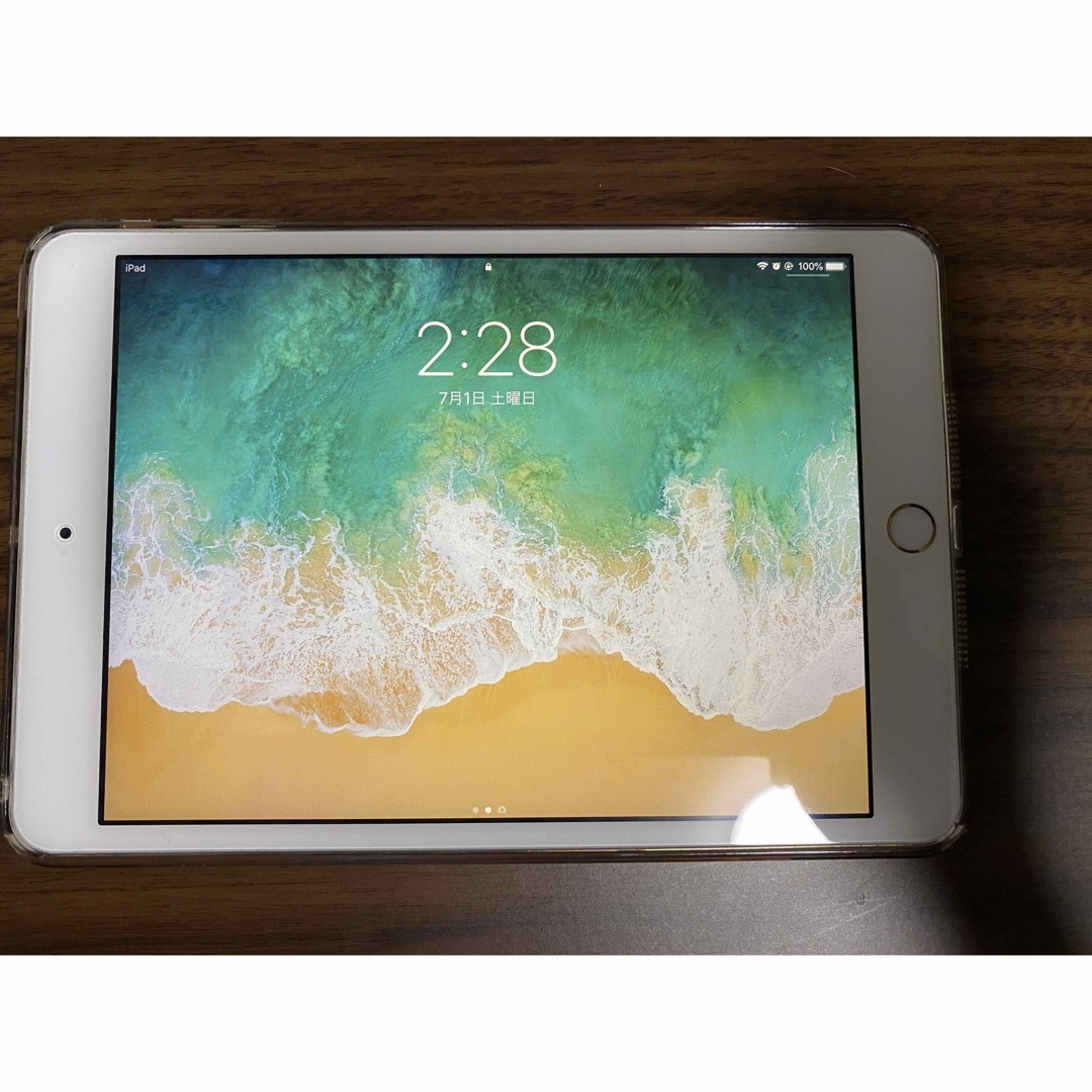 apple　iPad mini3 64GB