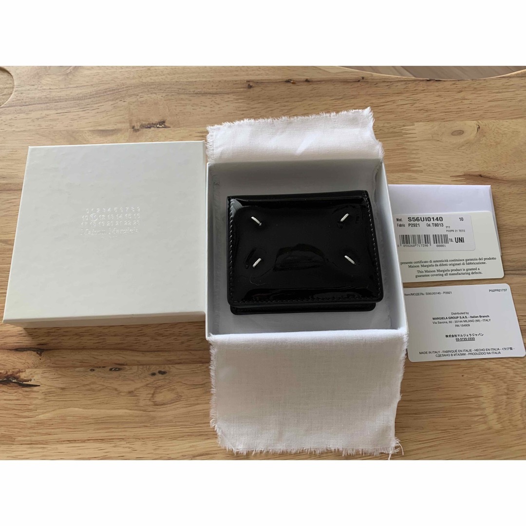 マルジェラ エナメル2つ折り財布 - 財布