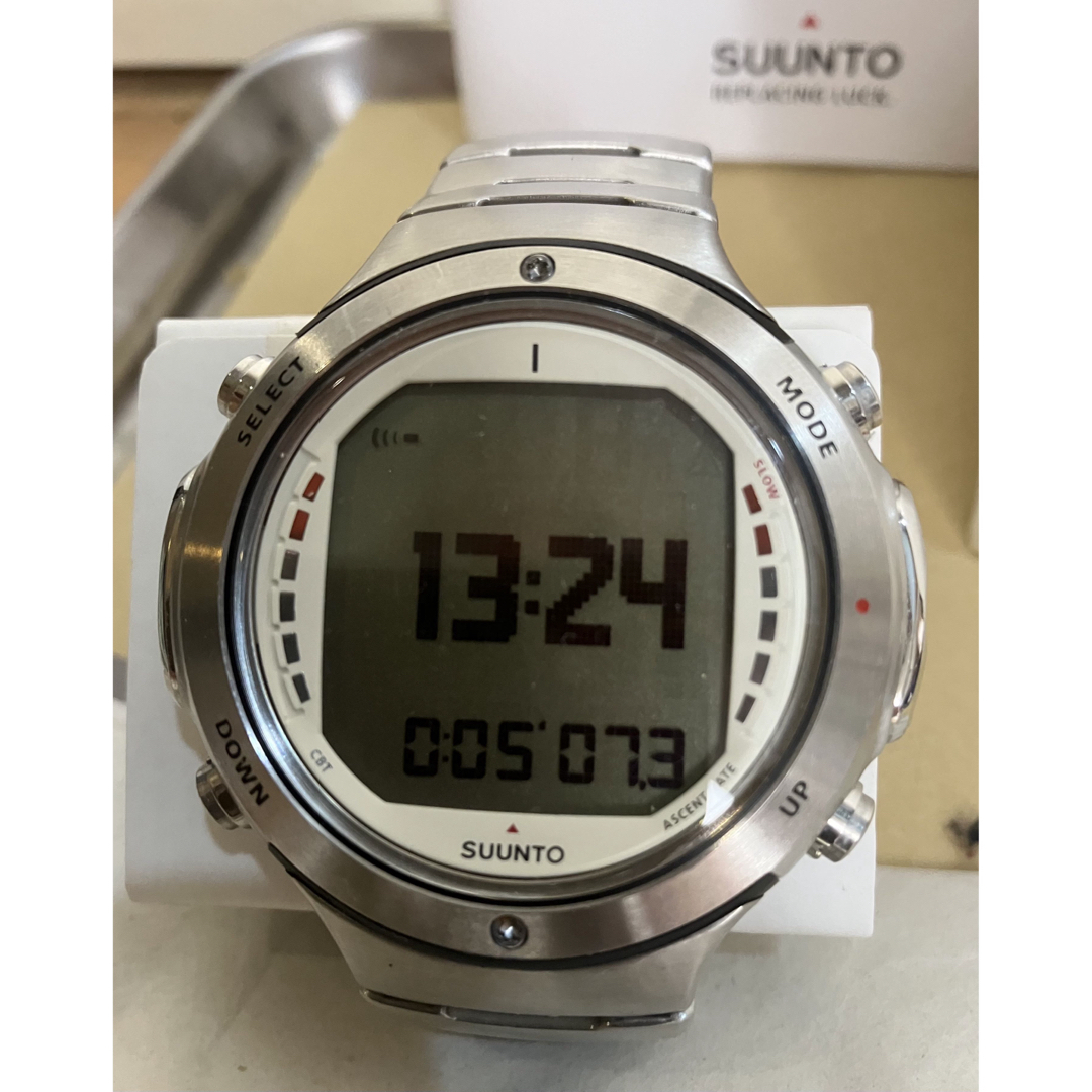 suunto D6 ダイビングコンピュータ+ ステンレスバンド  箱説明書付