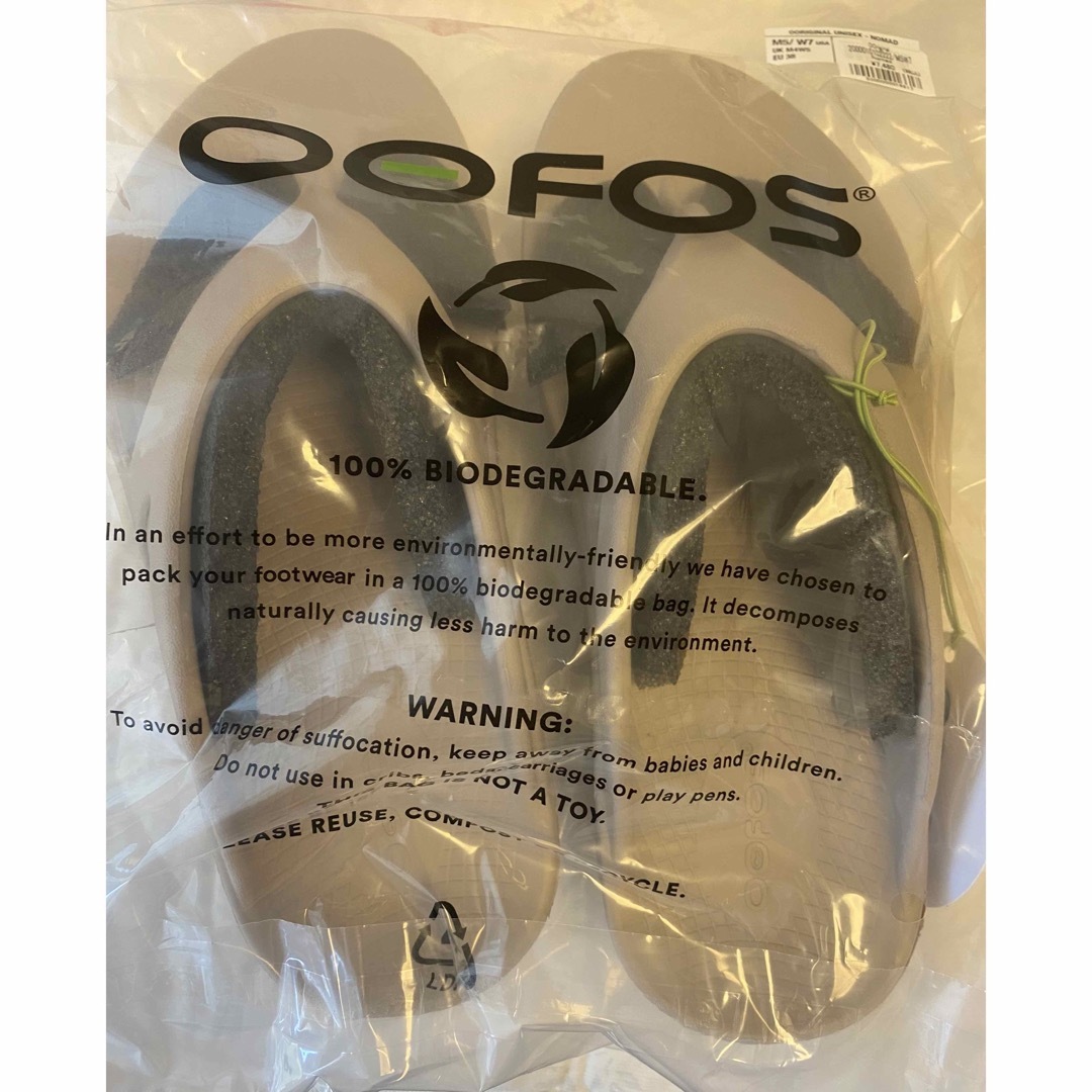 OOFOS(ウーフォス)のOOFOS リカバリーサンダル　nomad レディースの靴/シューズ(サンダル)の商品写真
