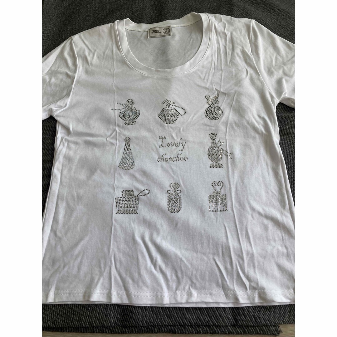 キラキラ付Tシャツ レディースのトップス(Tシャツ(半袖/袖なし))の商品写真