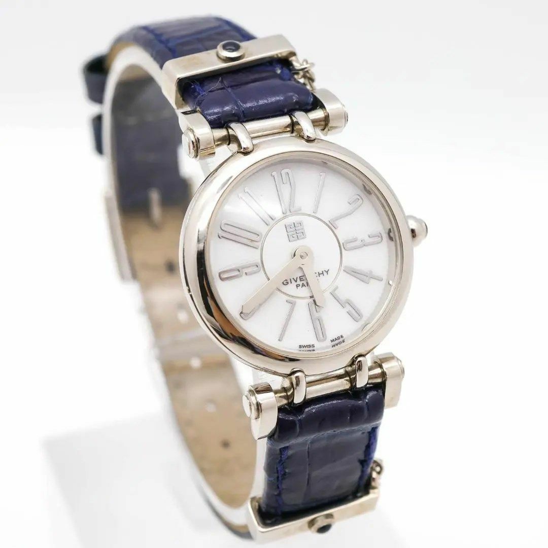 希少》GIVENCHY 腕時計 ホワイト ヴィンテージ レザー チャーム - 腕時計