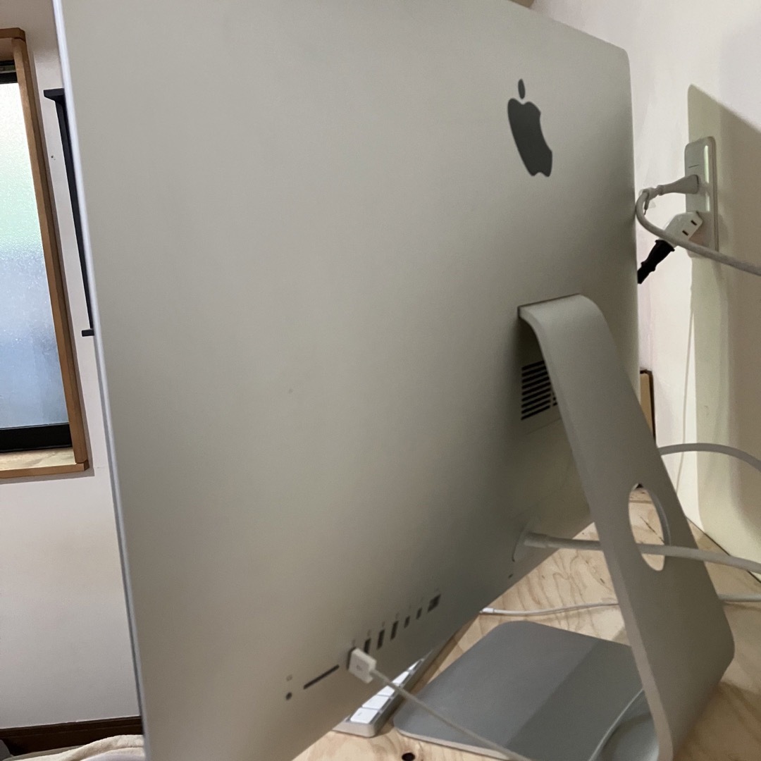 Apple(アップル)のiMac 5K 2015 i5 24GB 1TB HDD 美品 スマホ/家電/カメラのPC/タブレット(デスクトップ型PC)の商品写真
